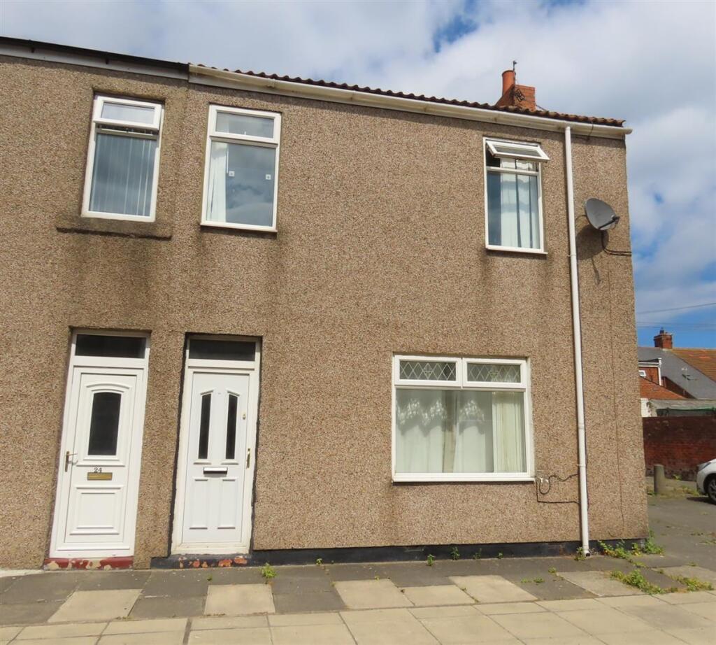 3-bed terraced on Marine Street, Newbiggin-By-The-Sea, £130,000