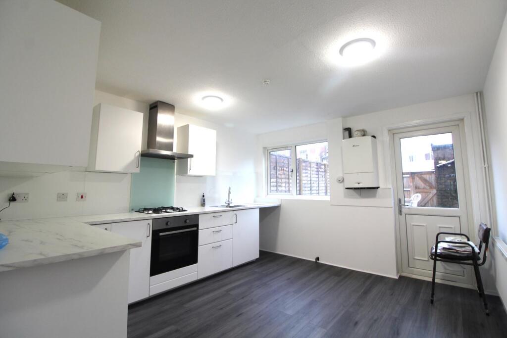 Main image of property: Hamilton Close