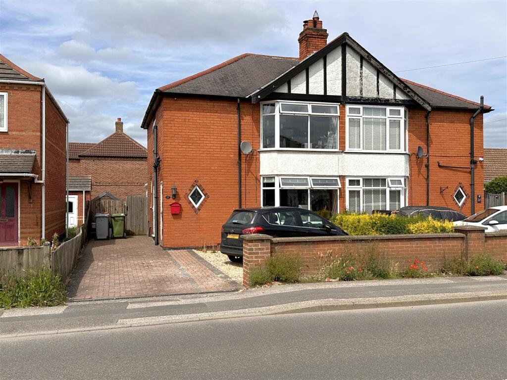Hawton Lane, Balderton, Newark, Newark