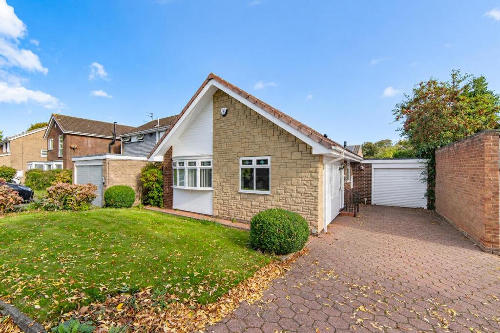 Main image of property: Clifton Grove, Whitley Bay, NE25