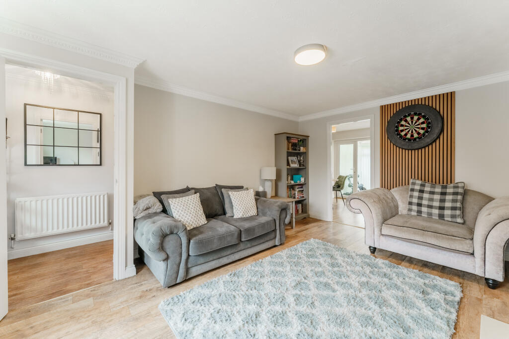 House in Wakefield, Townville, Airedale - View 3