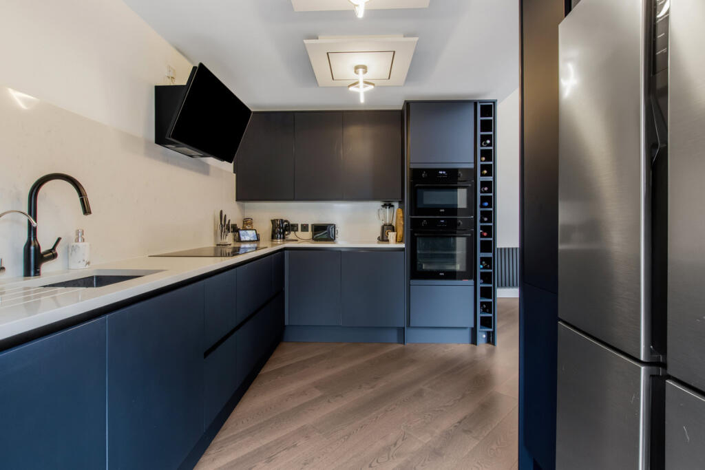 House in London, Totteridge - View 3