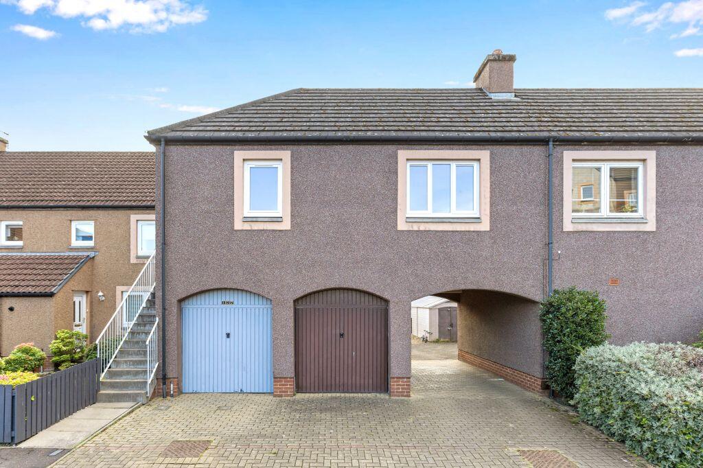 Main image of property: 127 South Gyle Mains, South Gyle, Edinburgh, EH12 9HU