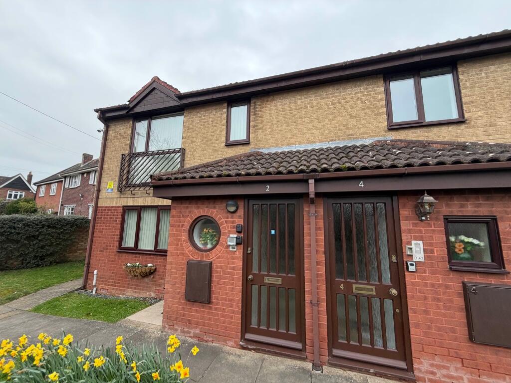 Main image of property: Stuarts Way, Chapel Hill, Braintree, Essex, CM7