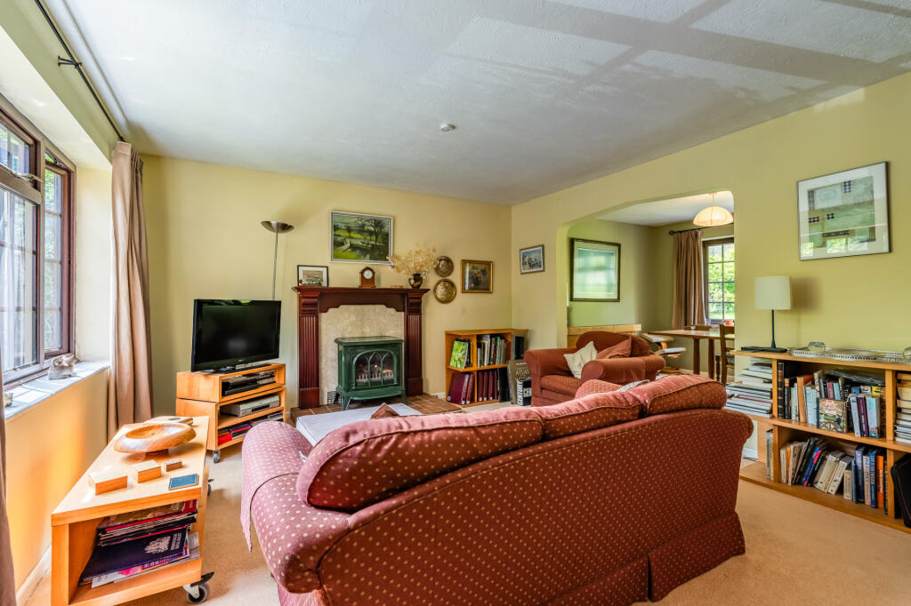 House in Worcester - View 4
