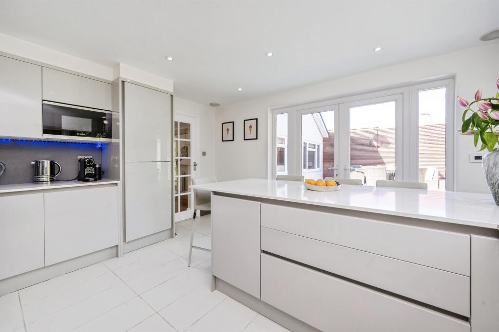Additional image 9 of Mount Pleasant Lane, Bricket Wood, St. Albans