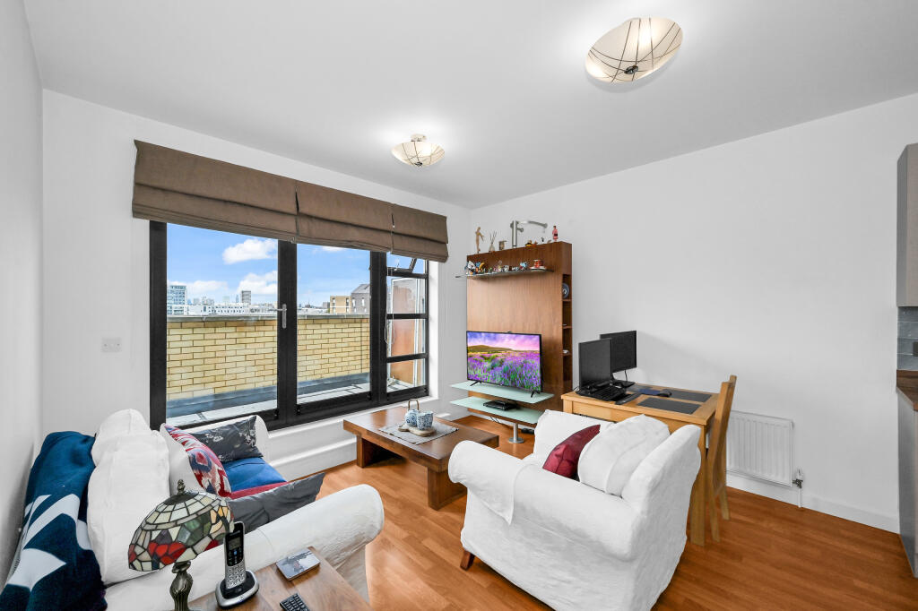 Apartment in London, Bromley-by-Bow, Poplar - View 3