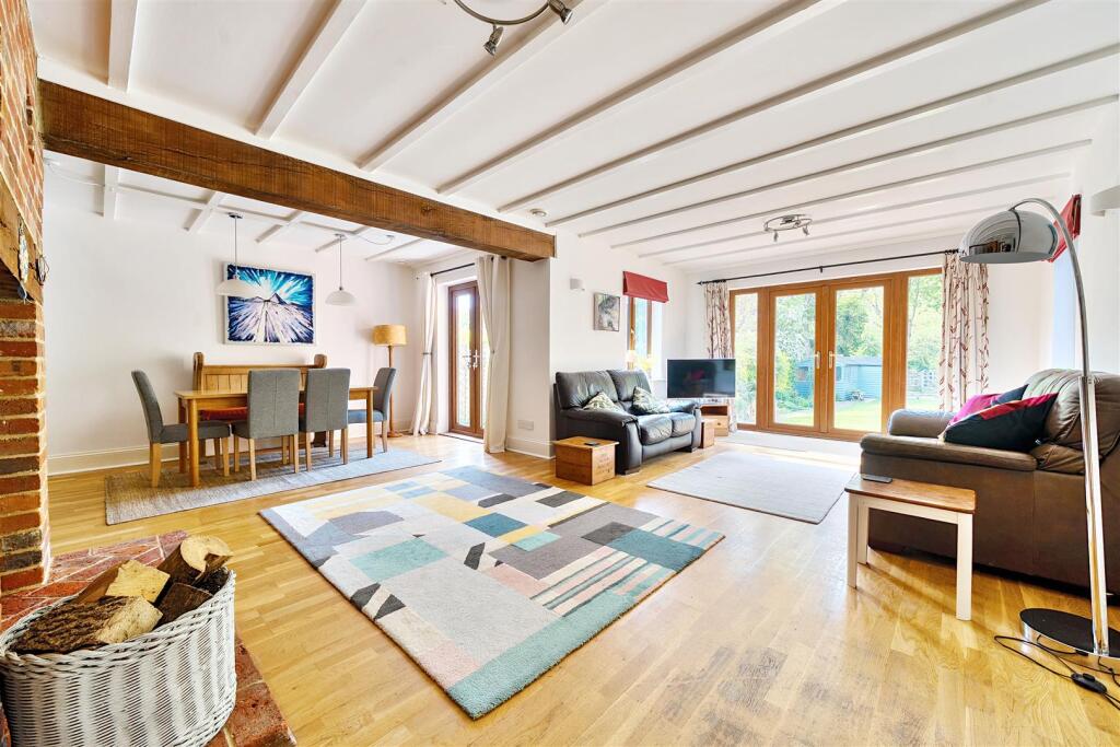25 Raffin Lane, Pewsey photo 2