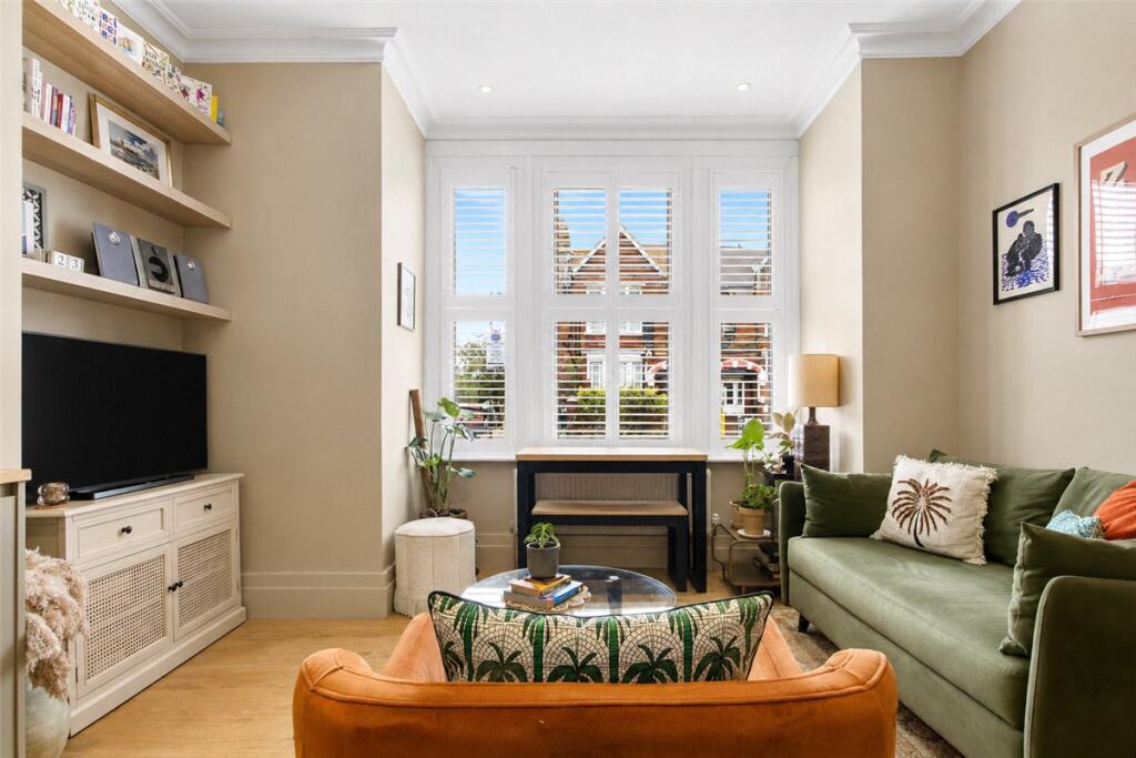 Main image of property: Fulham Palace Road, London, SW6