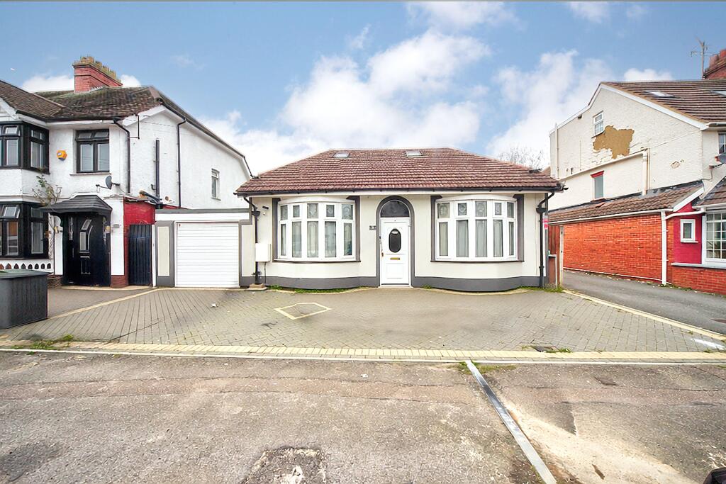 Main image of property: Arundel Road, Luton