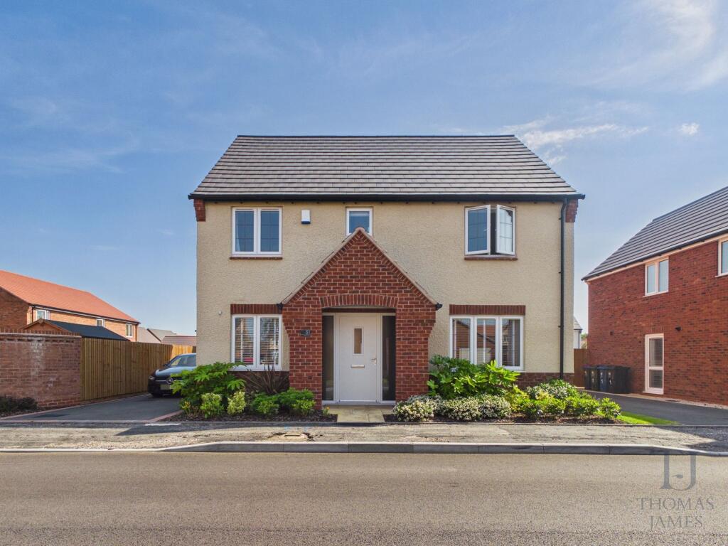 4-bed detached on Yarrow Drive, Ruddington, NG11, £550,000