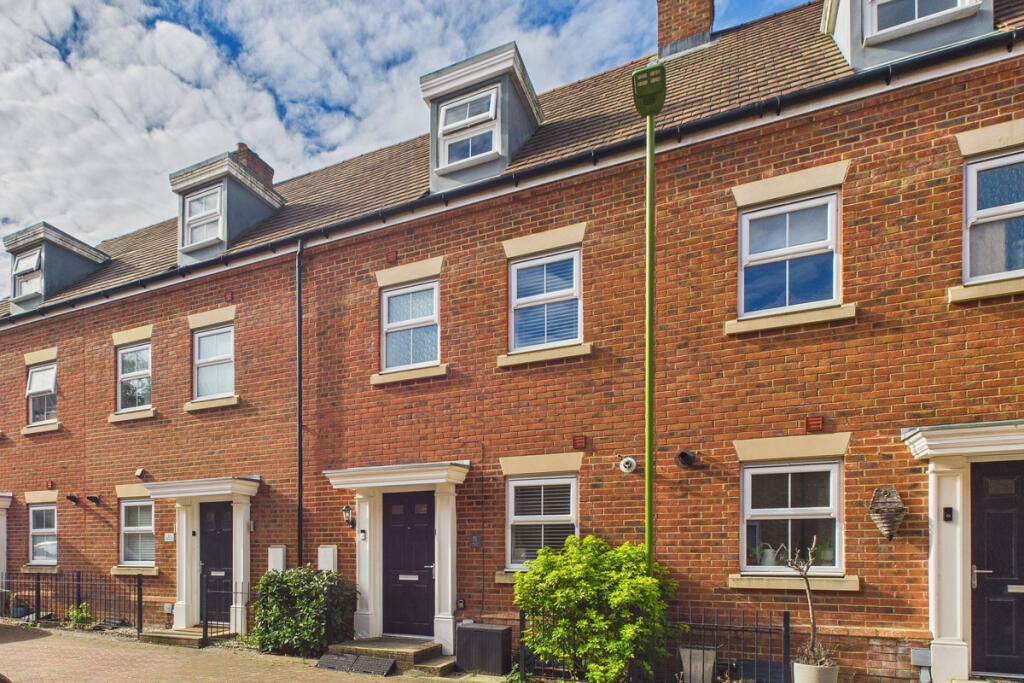 Main image of property: Harrier Close, Hemel Hempstead, HP3