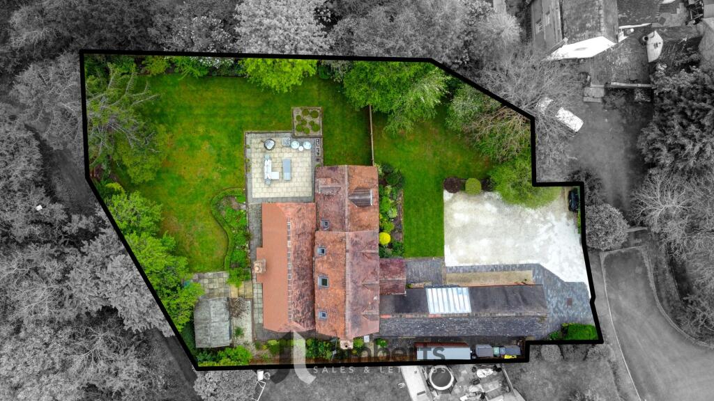 Longhope Close, Winyates Green, B98 photo 5