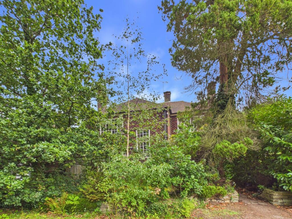Arlington Road, Cheadle, Cheshire.  photo 2