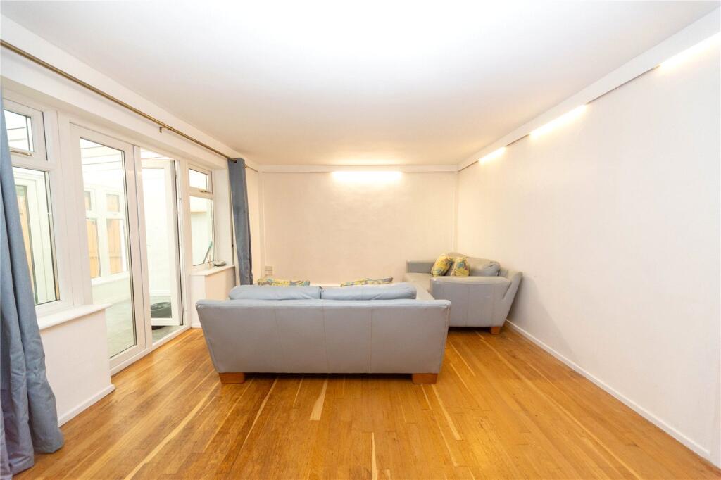 Cheriton Court,Cranleigh Rise,Rumney,Cardiff,CF3 4AN - View 3