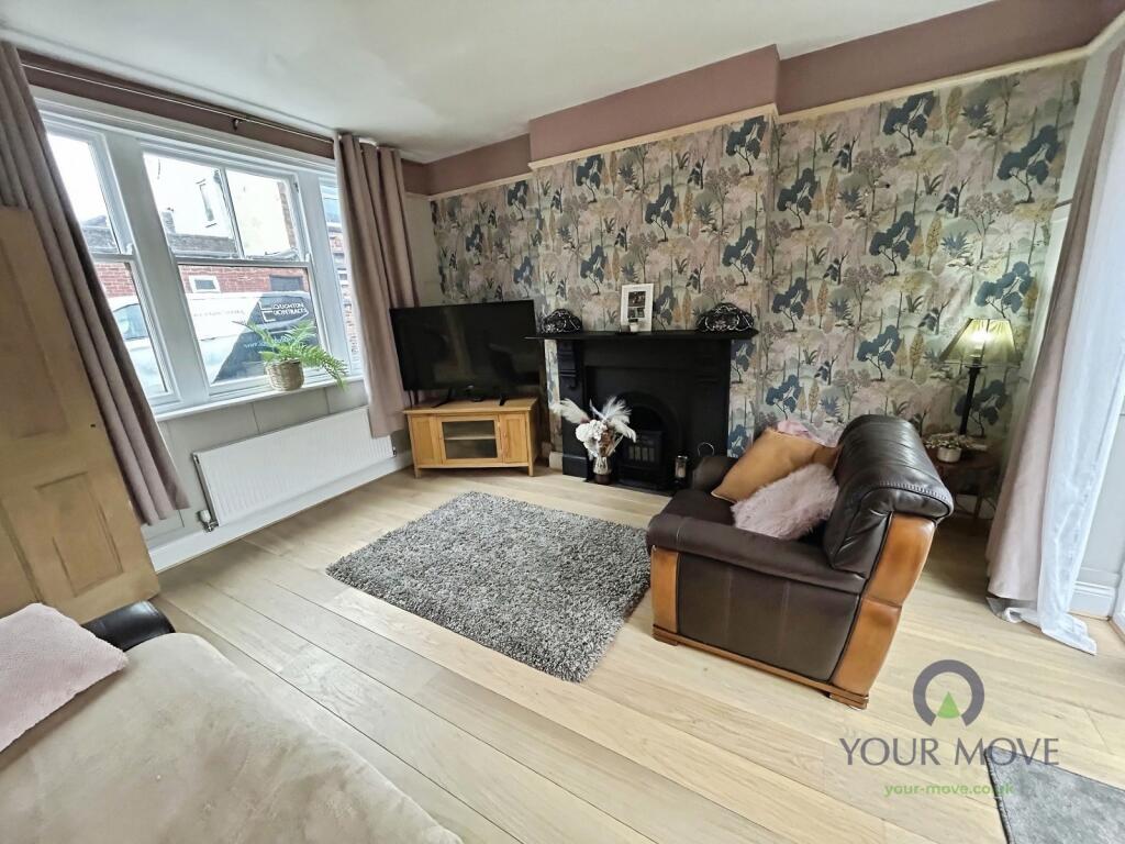 House in Stoke-on-Trent - View 4