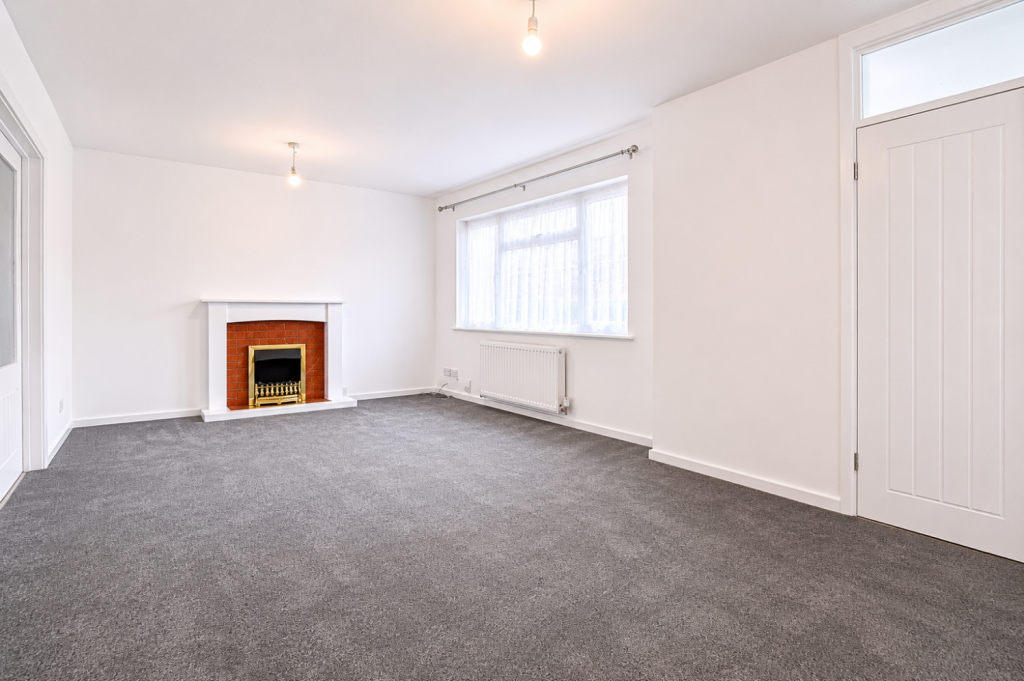 House in Northampton, West Northamptonshire - View 2