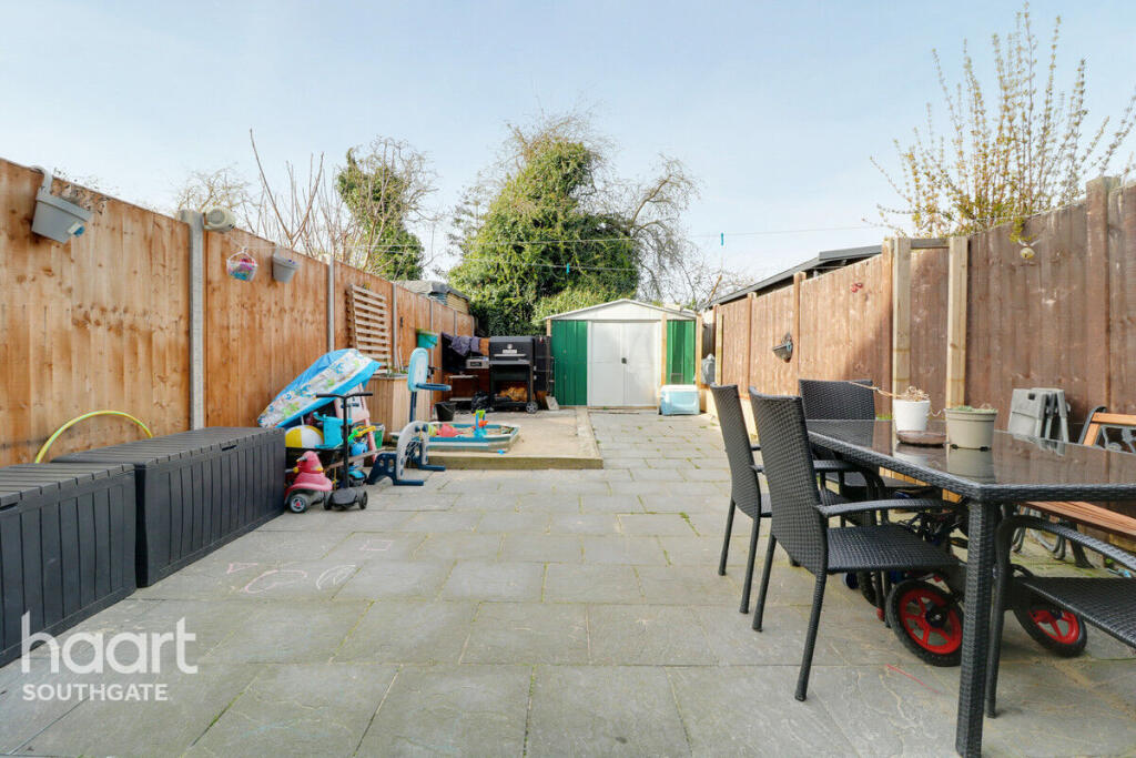 4-bed terraced on Rayleigh Road, London, £575,000