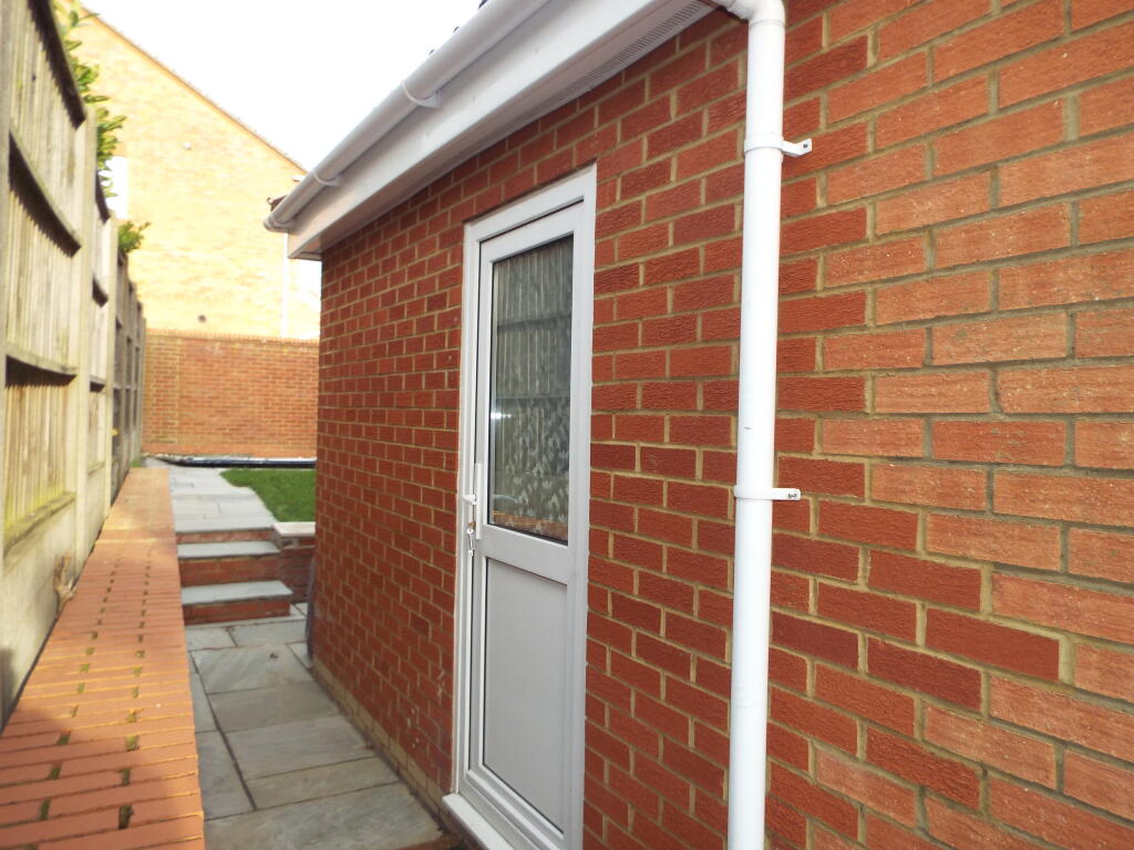 Main image of property: Redwing Close, SG2