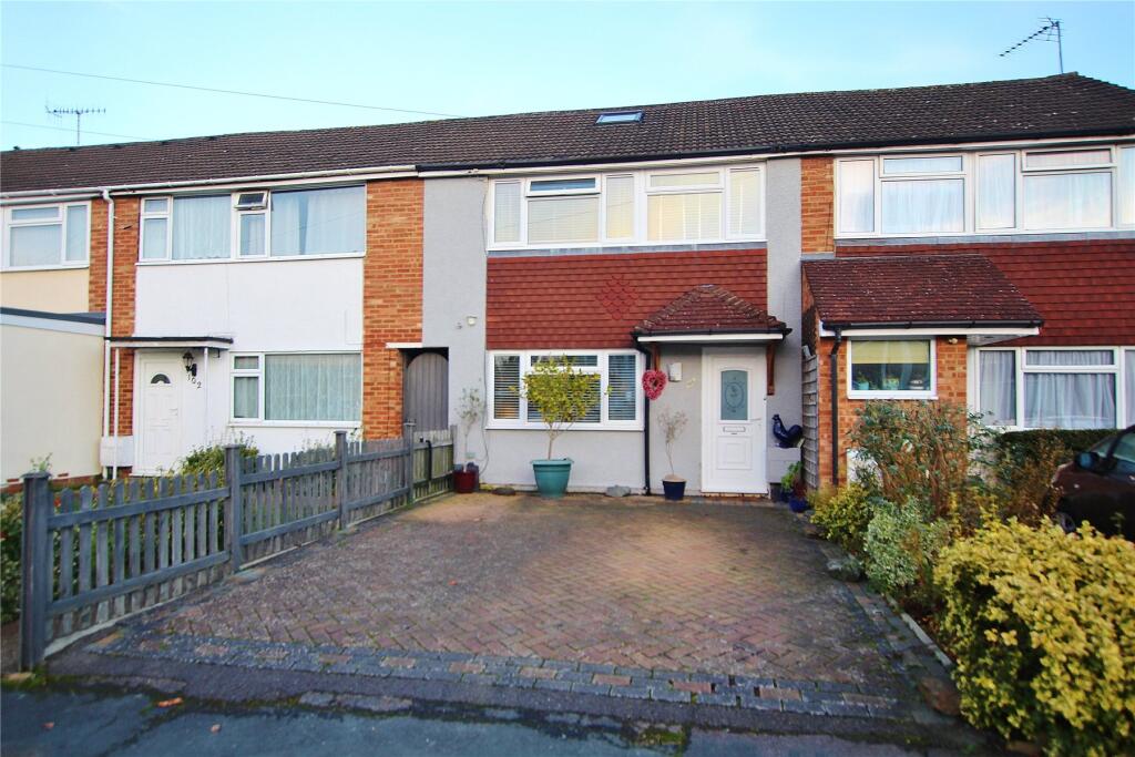 Main image of property: Southwood Avenue, Knaphill, Woking, Surrey, GU21