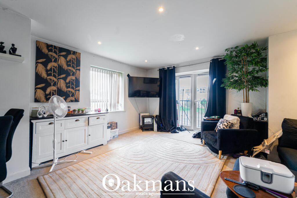 Apartment in Birmingham, West Midlands - View 5