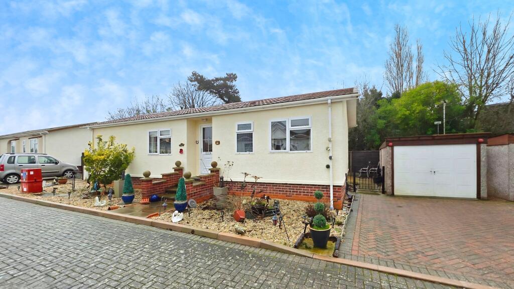 Main image of property: Priory Park, Ruskington, NG34