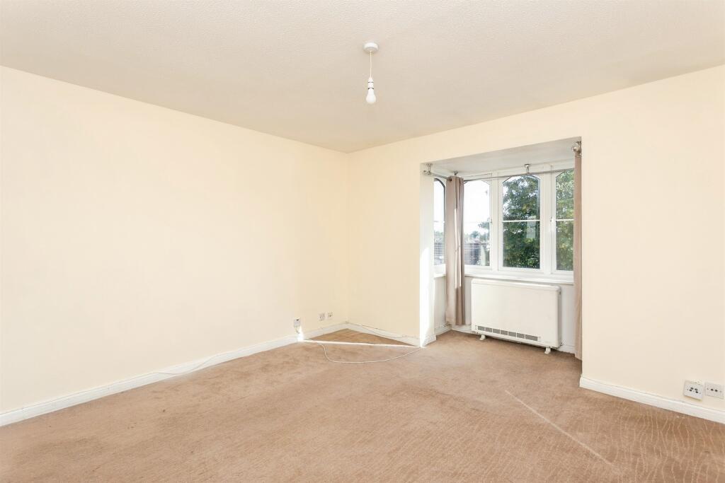 Apartment in London - View 2