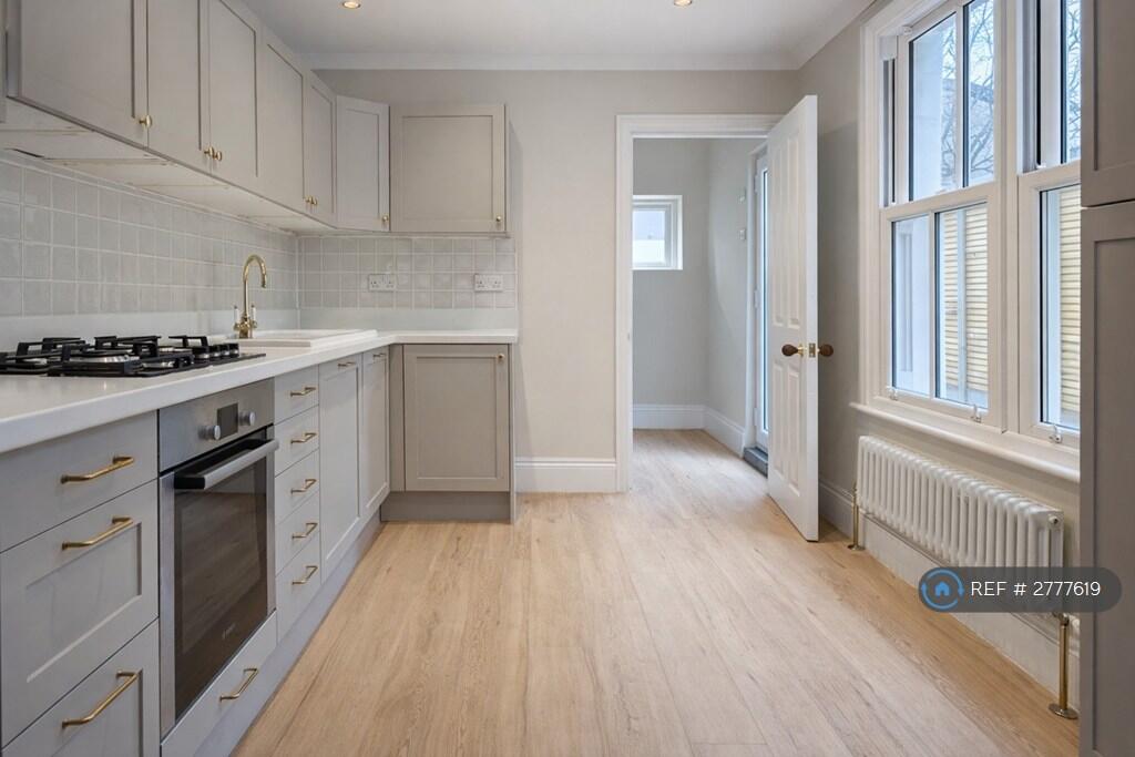 Main image of property: Walthamstow, London, E17