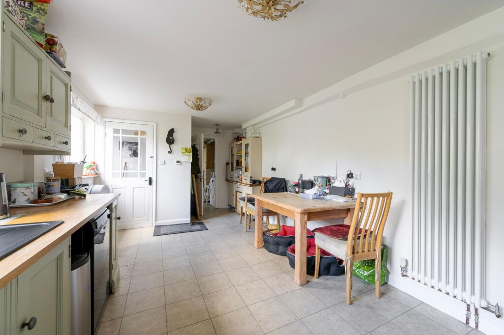 House in Ipswich - View 4
