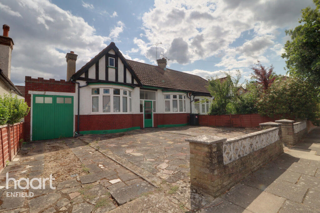 Main image of property: Manorway, Enfield
