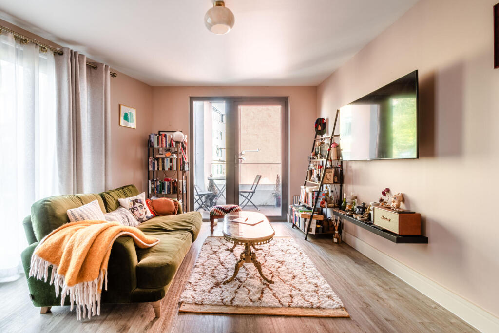 Main image of property: Ashwin Street, E8