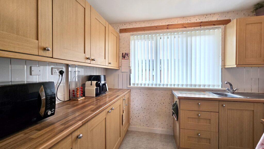 Apartment in Glasgow - More