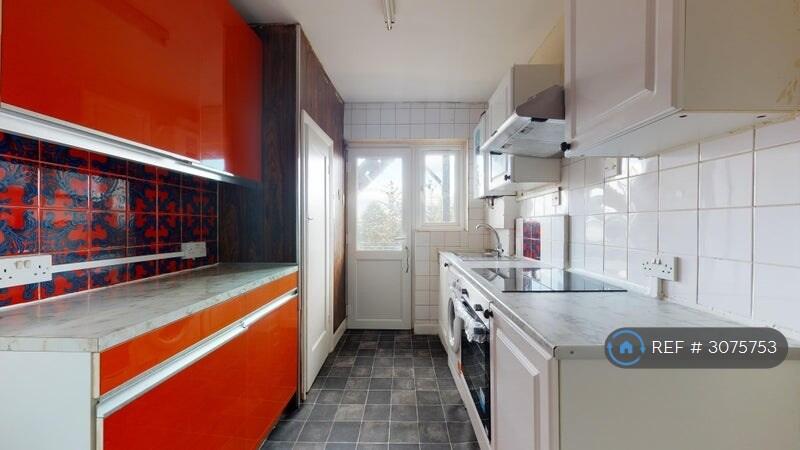 Apartment in London - View 5