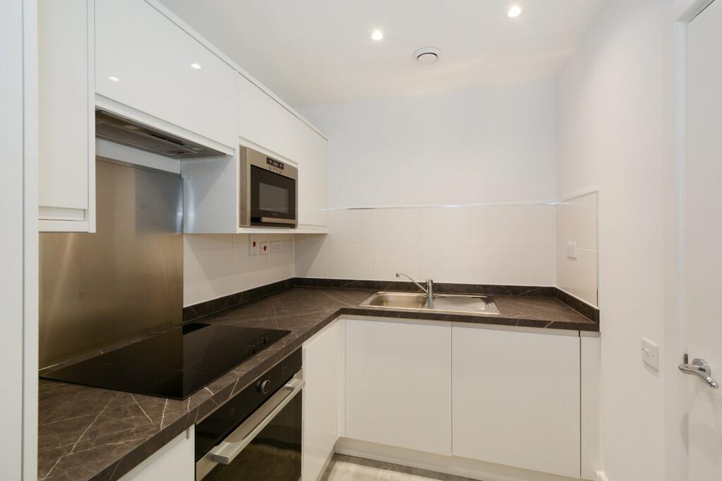 Apartment in London - View 3