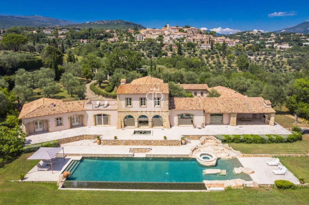 Main image of property: Provence-Alps-Cote d`Azur, Alpes-Maritimes, Chateauneuf De Grasse