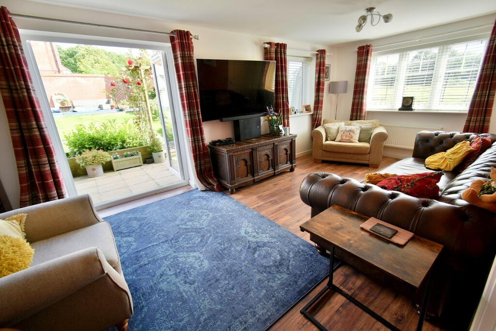 House in Ferndown, Holmwood Park - More