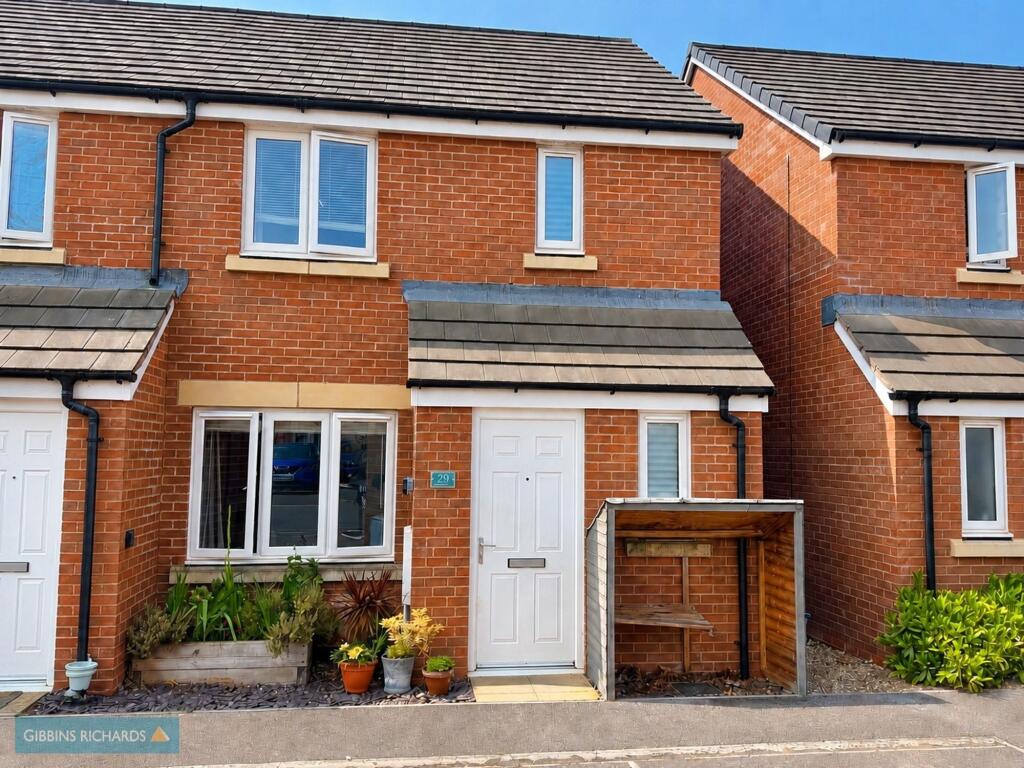 3-bed terraced on Knight Close, Monkton Heathfield, TA2, £254,000