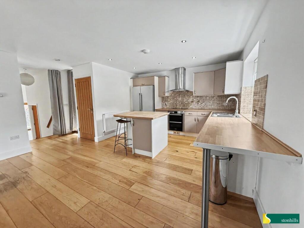 House in Northampton - View 2