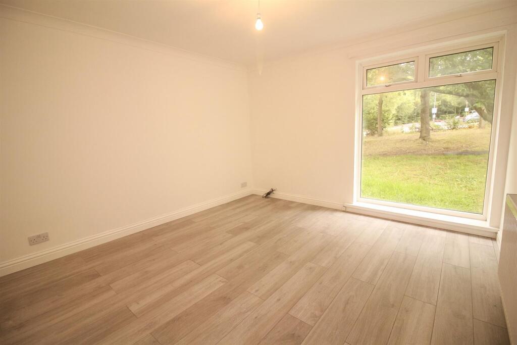 Tudor Walk, Kingston Park, Newcastle Upon Tyne photo 2