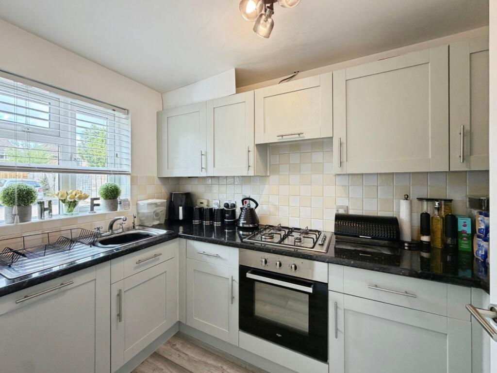 House in Newell Green, Warfield - View 4
