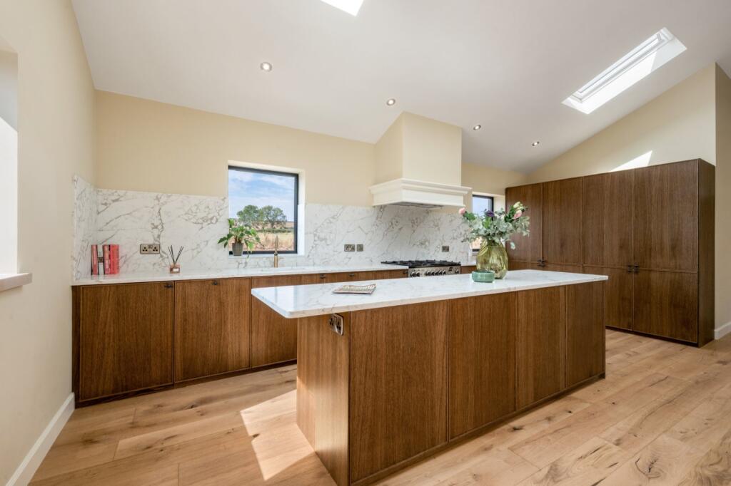 House in Derby - View 5