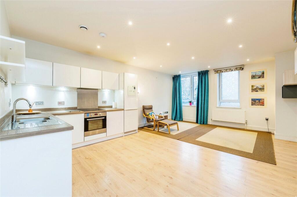 Main image of property: High Street, Bracknell, Berkshire, RG12