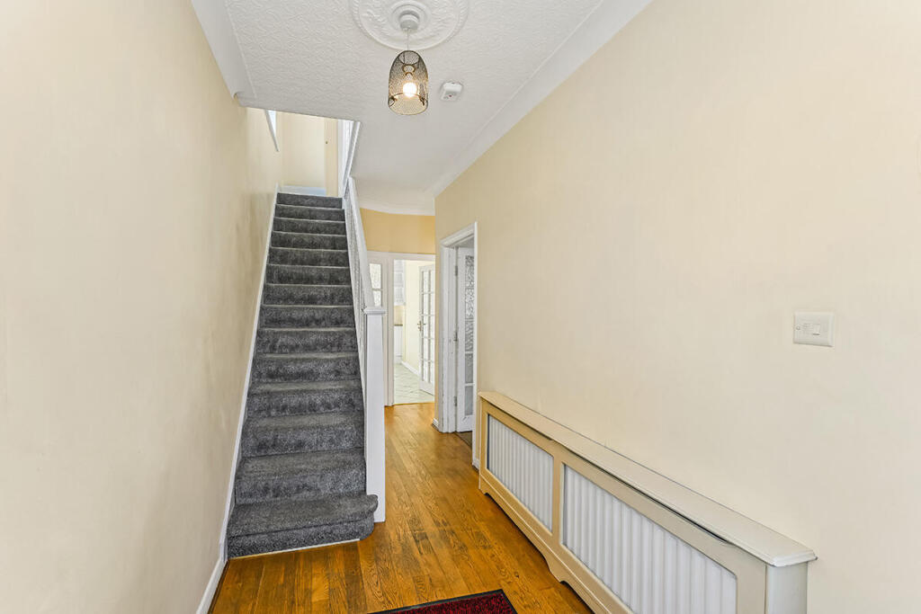 Seafield Road, London, N11 - View 3