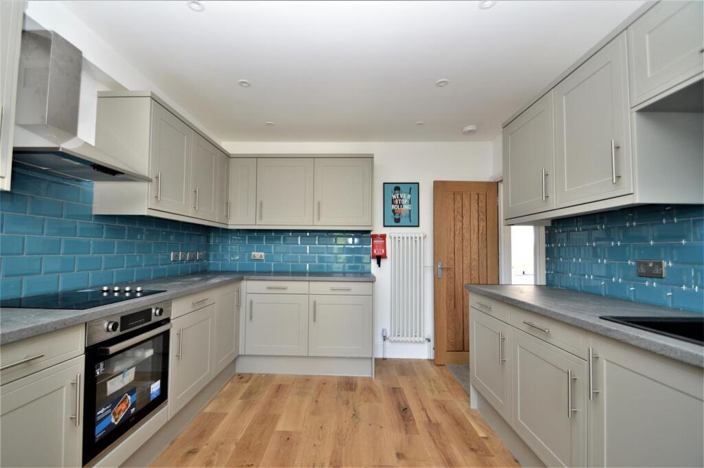 5 bedroom house for rent