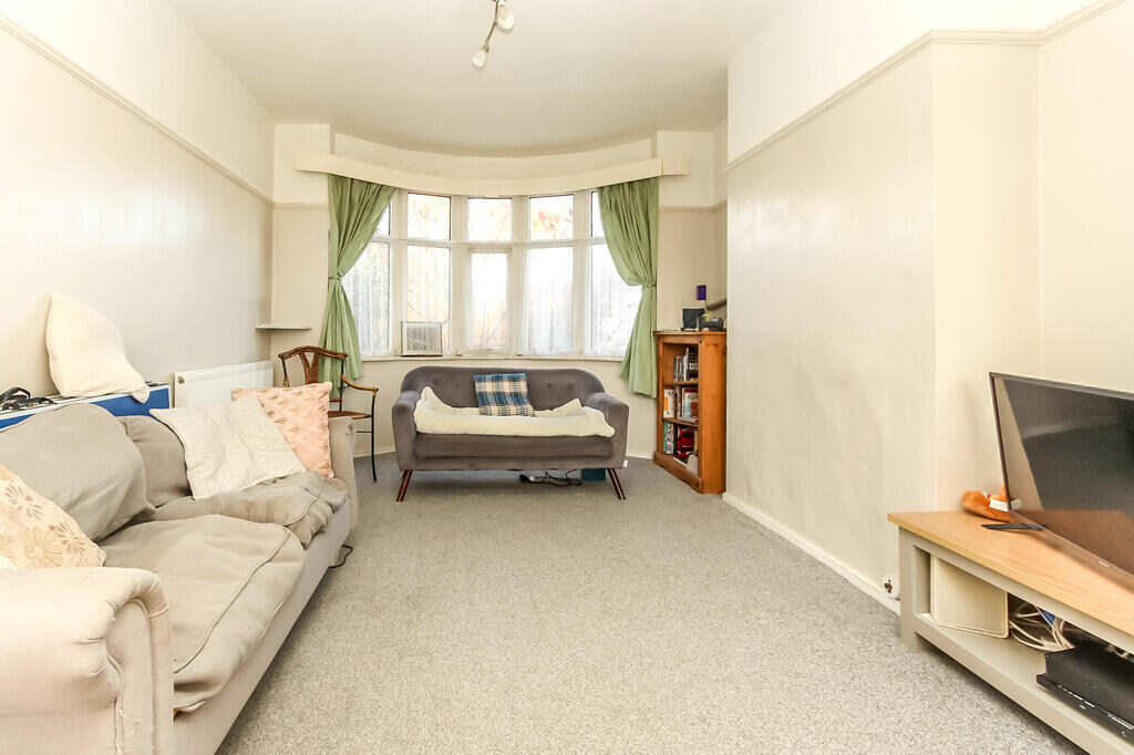 House in Northampton, Wellingborough - View 4