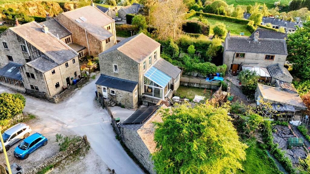 Additional image 2 of New Row, Winewall, Colne