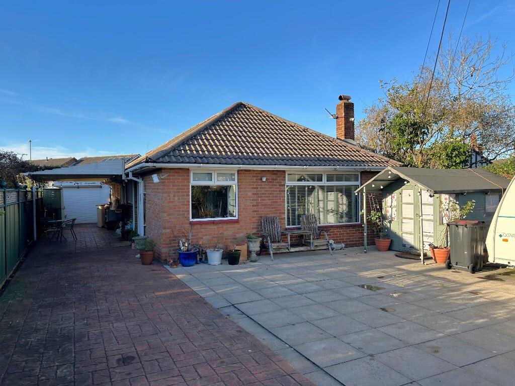 Main image of property: Southbourne Avenue, SO45