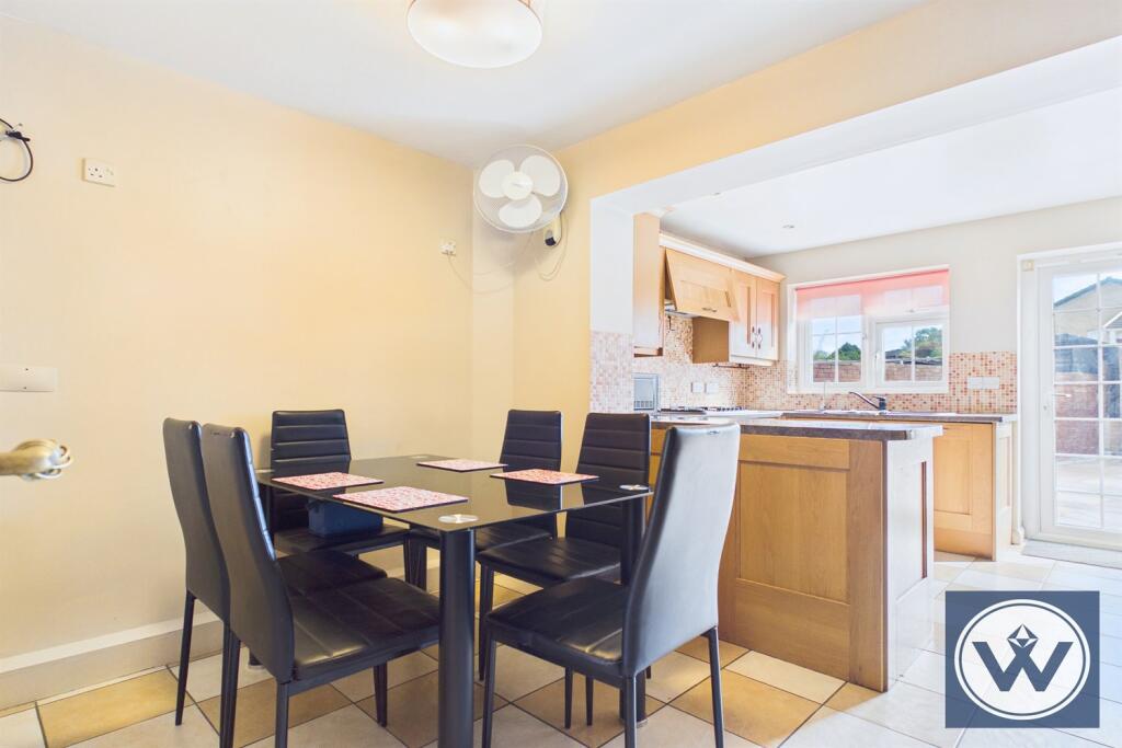 House in London - View 5