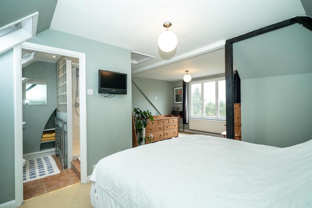 Additional image 24 of Townsend Drive, St. Albans