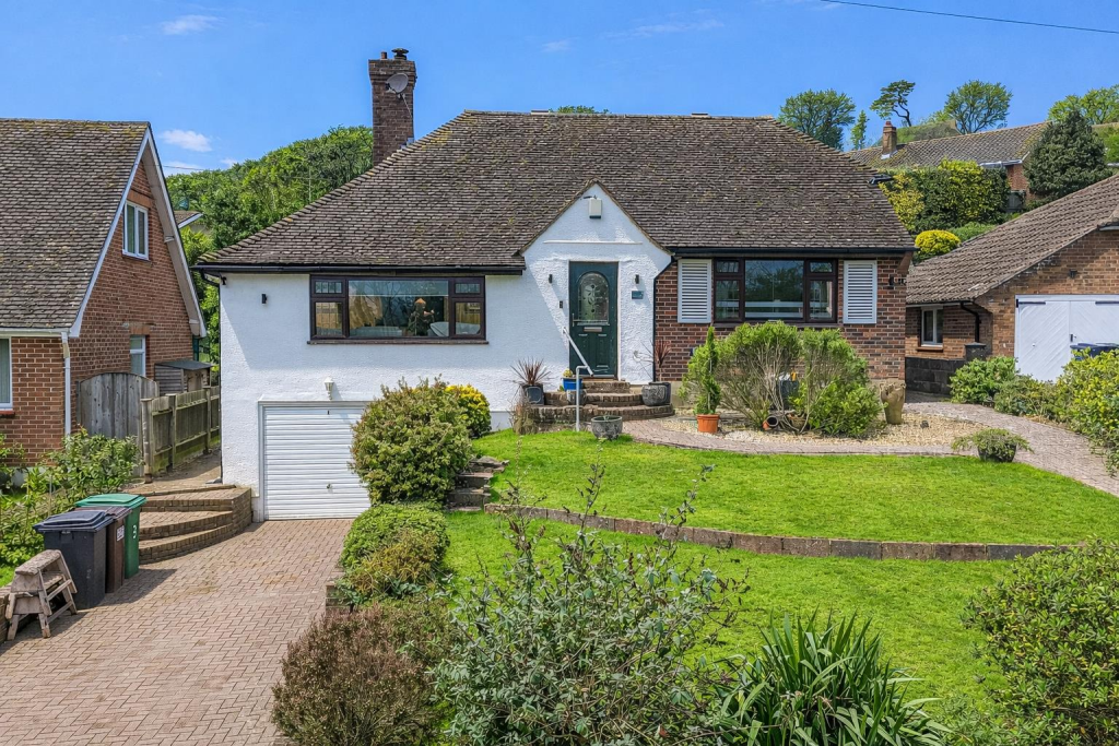 Main image of property: The Byeway, Hastings